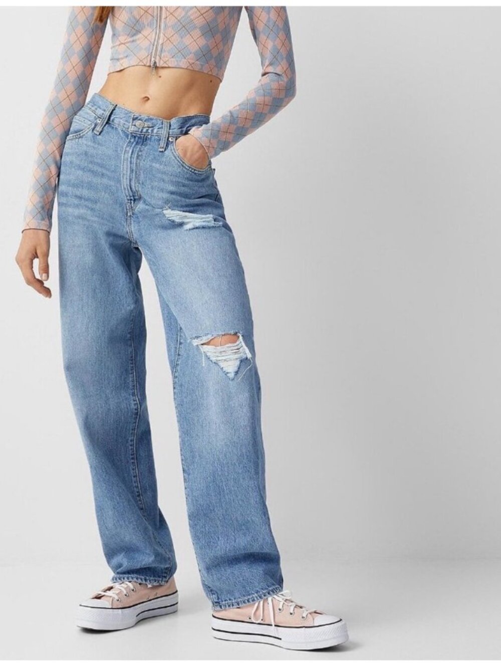 Levi’s 94 Baggy Jeans Womens 32 Medium Wash Distressed Denim